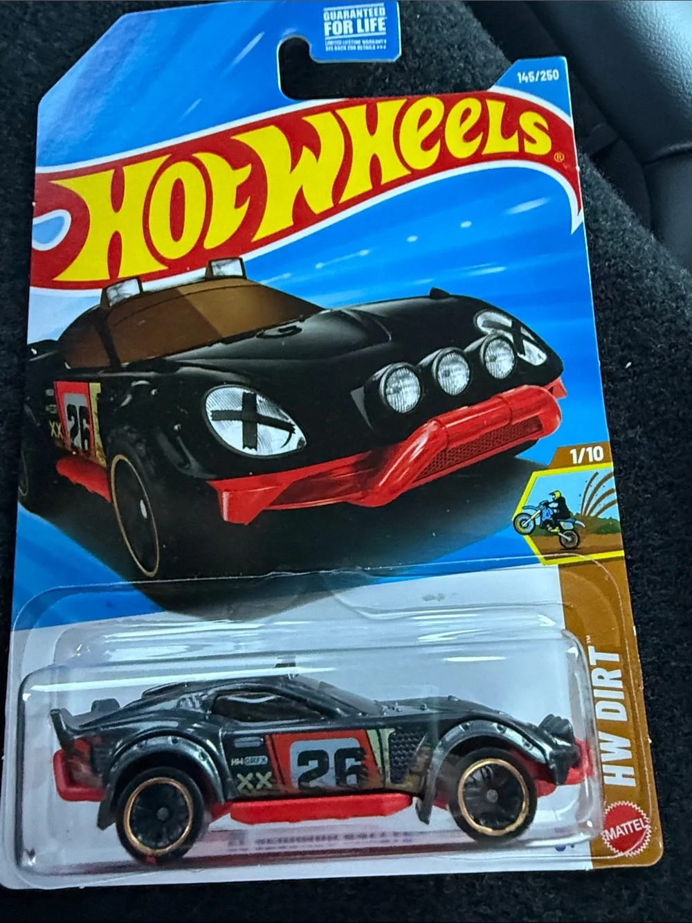 Hot Wheels HW Dirt Race Car - Black and Red